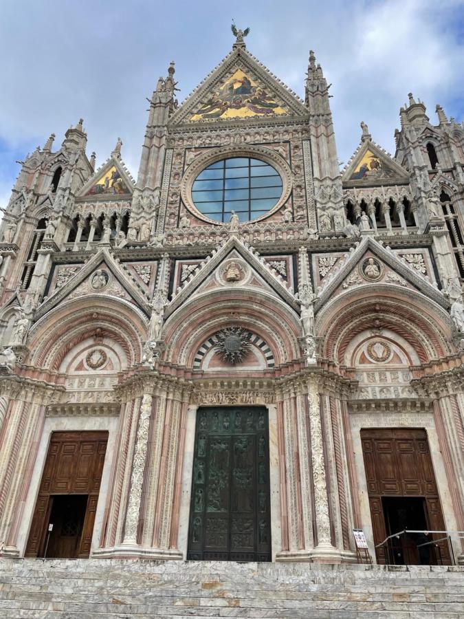 Corte Mascagni Siena Exterior foto