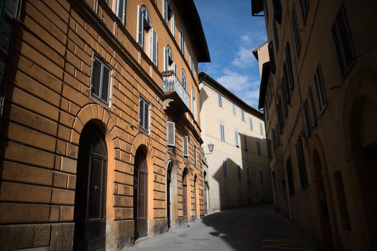 Corte Mascagni Siena Exterior foto